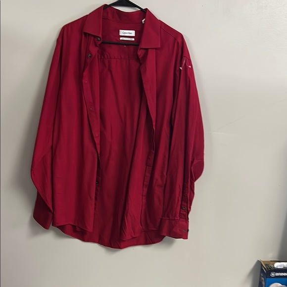 Calvin Klein Red Casual Button Down Shirt - Picture 1 of 4